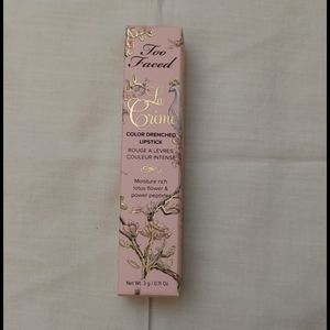 Clueless Lipstick by Too Faced Cosmetics